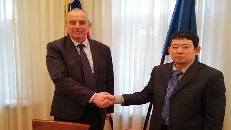 Китайские акционеры инвестируют в строительство завода по изготовлению техуглерода в РФ